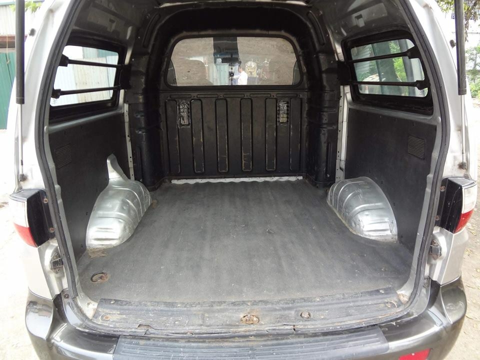 Hyundai Starex 2005 bán tải số sàn 6 chỗ 800 kg màu xám