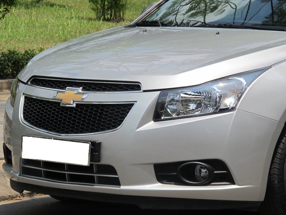 Bán Chevrolet Cruze 2012 số sàn màu bạc xe đi kỹ.
