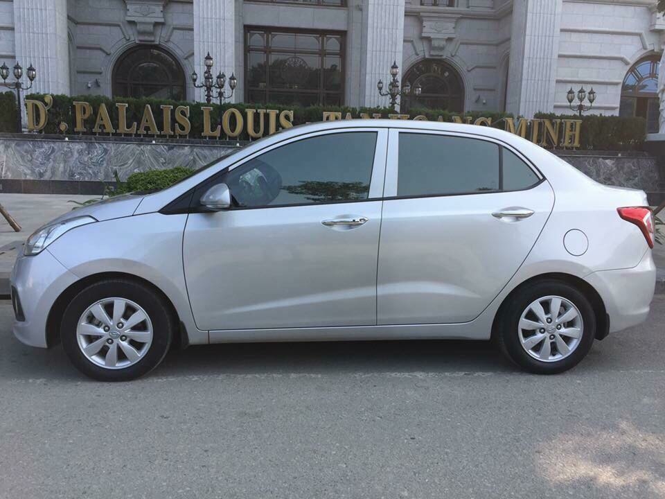 Bán xe Hyundai I10 1.2 sedan 2016 số sàn màu bạc nhập Ấn Độ