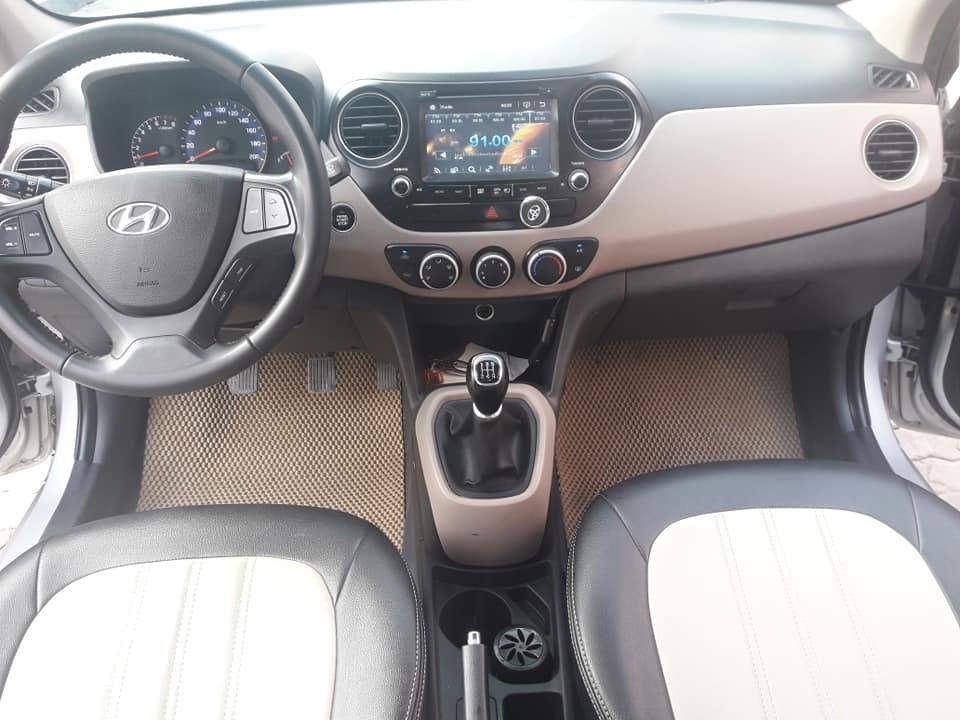 Bán xe Hyundai I10 1.2 sedan 2016 số sàn màu bạc nhập Ấn Độ