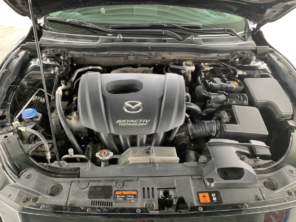Hãng bán Mazda 3 HB 2016, màu đen, đúng chất lướt, giá TL, hổ trợ góp