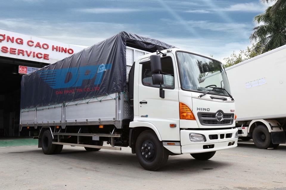 xe tải hino 6.5 tấn thùng 6.7 mét đời 2019