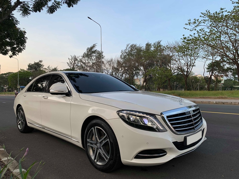 Chính Chủ bán Mercedes S400L màu trắng, sx 2016, odo 2,2 vạn mile, giá tốt