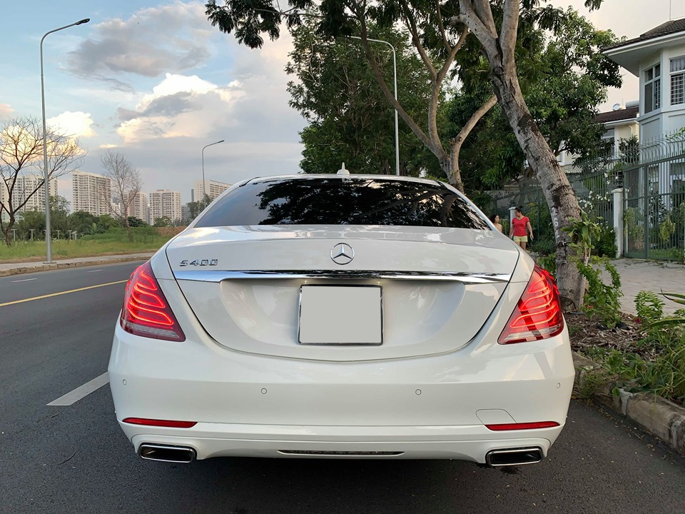 Chính Chủ bán Mercedes S400L màu trắng, sx 2016, odo 2,2 vạn mile, giá tốt