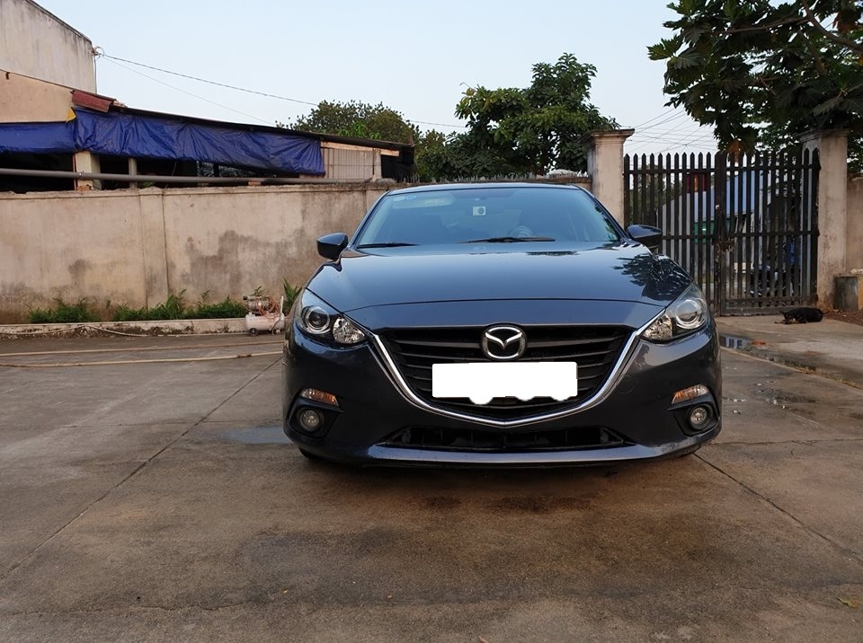 Đổi xe mới cần bán Mazda3, sản xuất 2016, số tự động màu xám