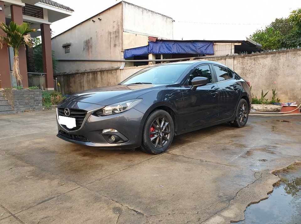 Đổi xe mới cần bán Mazda3, sản xuất 2016, số tự động màu xám