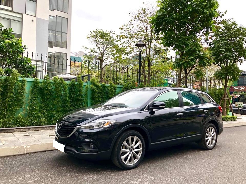 Cần bán xe Cx9, sản xuât 2013, số tự động, nhập nhật, màu đen