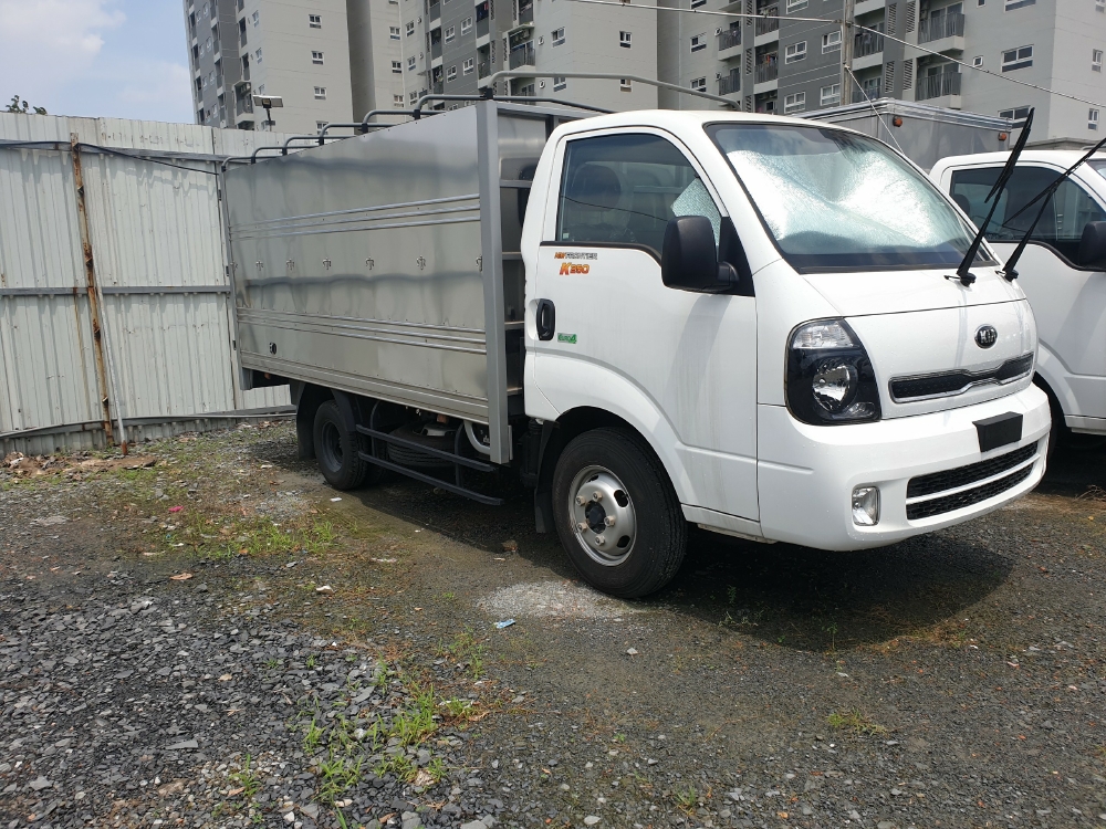 XE TẢI KIA TRƯỜNG HẢI 2.49 TẤN, THÙNG 3.5M, VAY 75%, XE MỚI 100%.