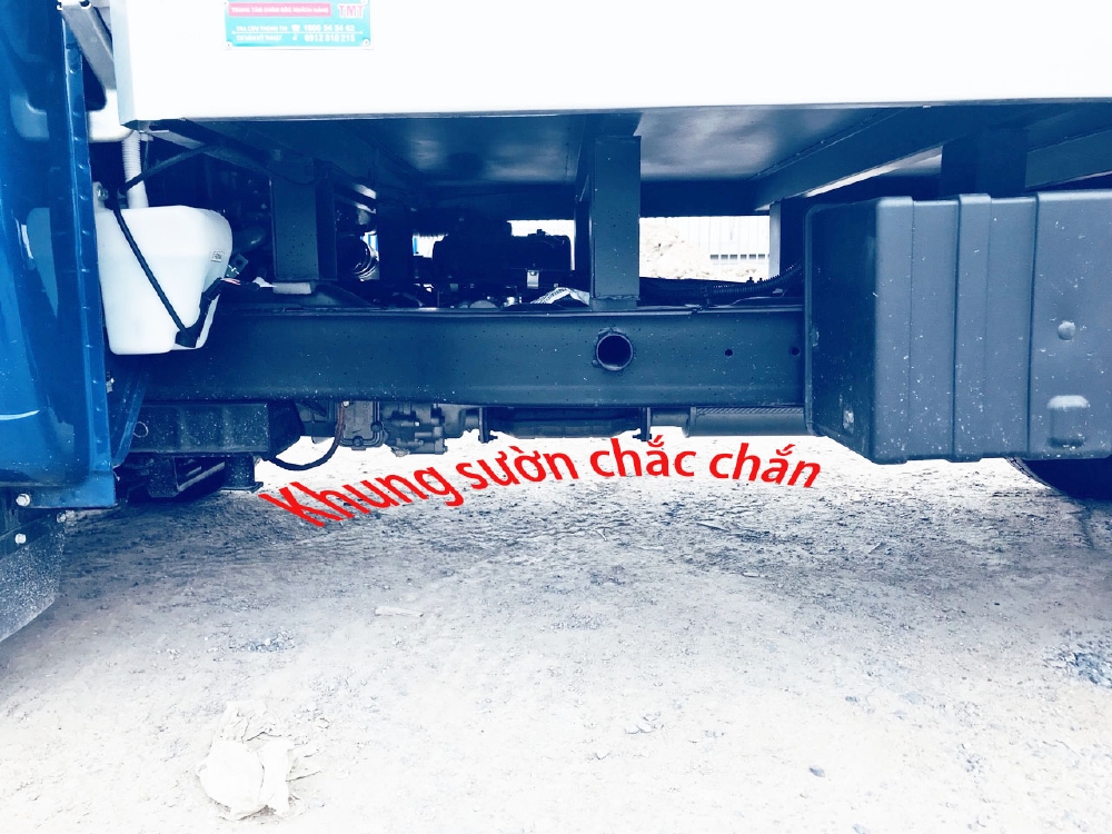 Xe tải Tata Super ace,1tấn2 máy dầu thùng 2m62