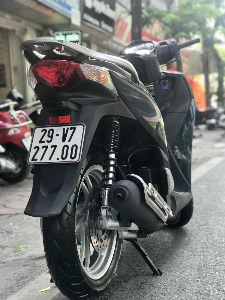 Bán SH việt 125 đời 2016 màu Xanh rêu quá mới