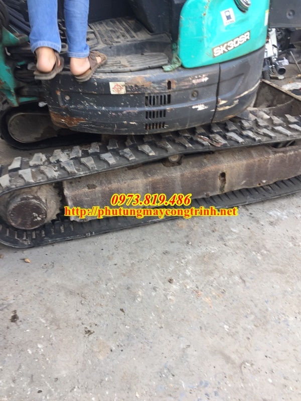 Xích cao su máy xúc Kobelco SK30SR