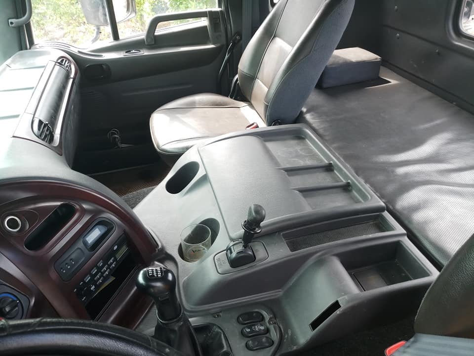 cần bán xe đầu kéo hd1000 đời 2016 xe như mới giá tốt