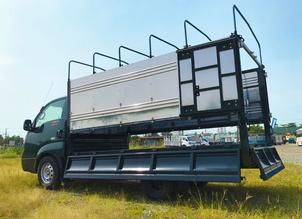 Xe tải Kia K200 thùng mui bạt bửng 2 tấn Xanh Rêu
