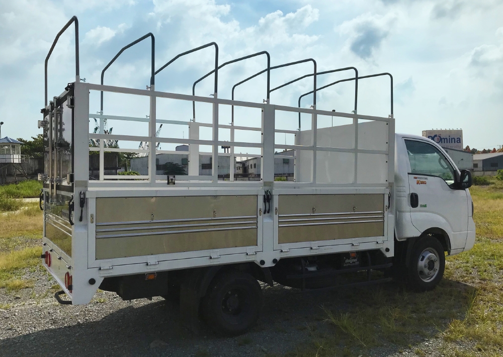 Xe tải Kia K250 thùng mui bạt mở 5 bửng Trắng