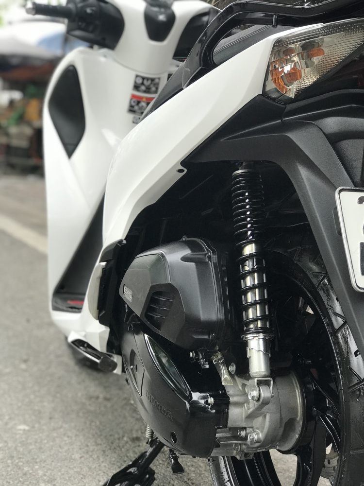 Bán SH Việt 125 CBS 2017 màu Trắng cực đẹp