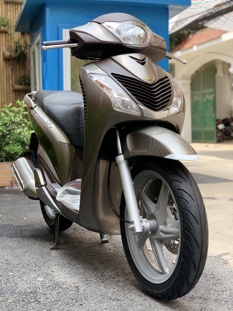 Bán Siêu phẩm SH nhập 125 màu sâmpanh- Biển cực Vip