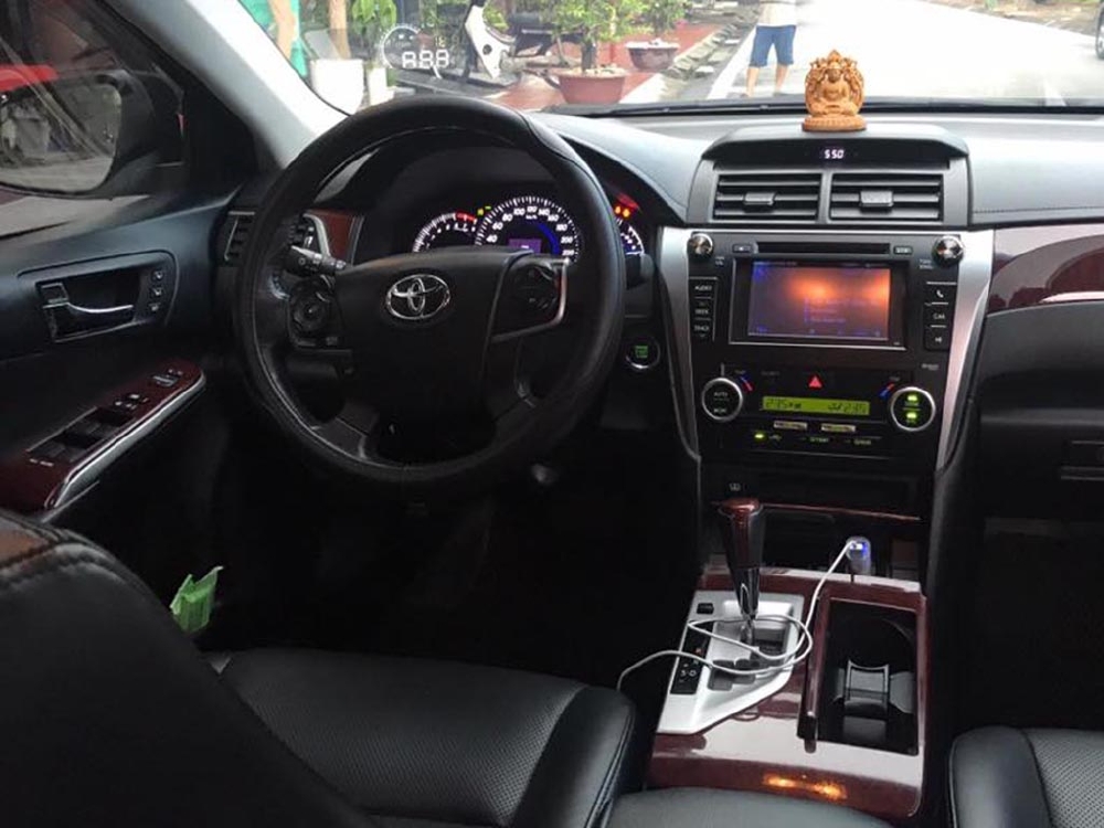 Bán Toyota Camry 2.5Q màu bạc 2012 tự động full