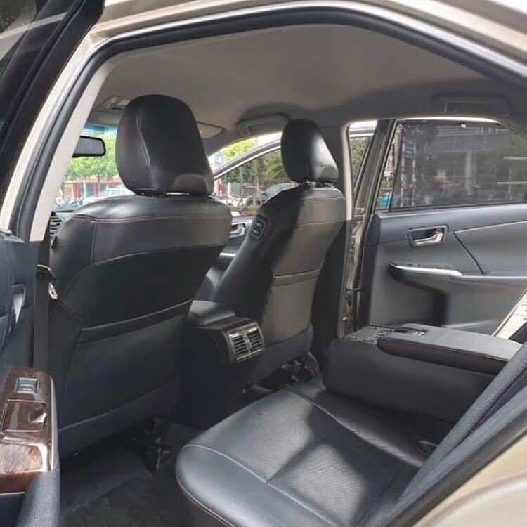 Bán Toyota Camry 2.5Q màu bạc 2012 tự động full