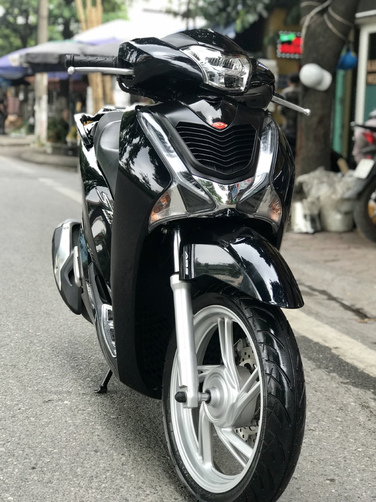 Bán SH Việt 150 ABS 2018 màu đen quá mới