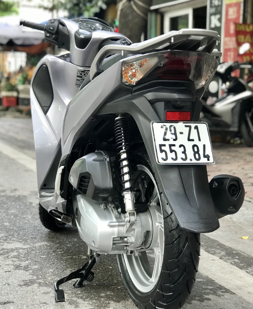 Bán SH Việt 150 CBS cuối 2018 màu Bạc Đen quá mới