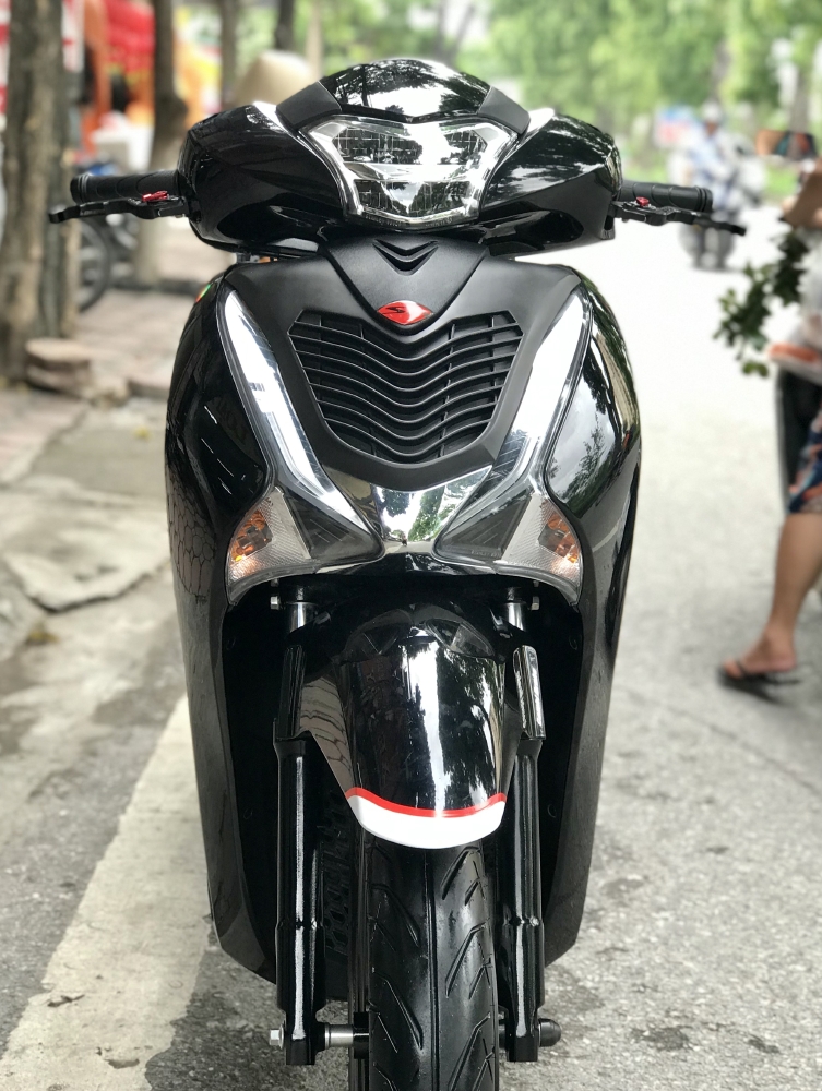 Bán SH Việt 125 CBS cuối 2018 màu Đen quá mới