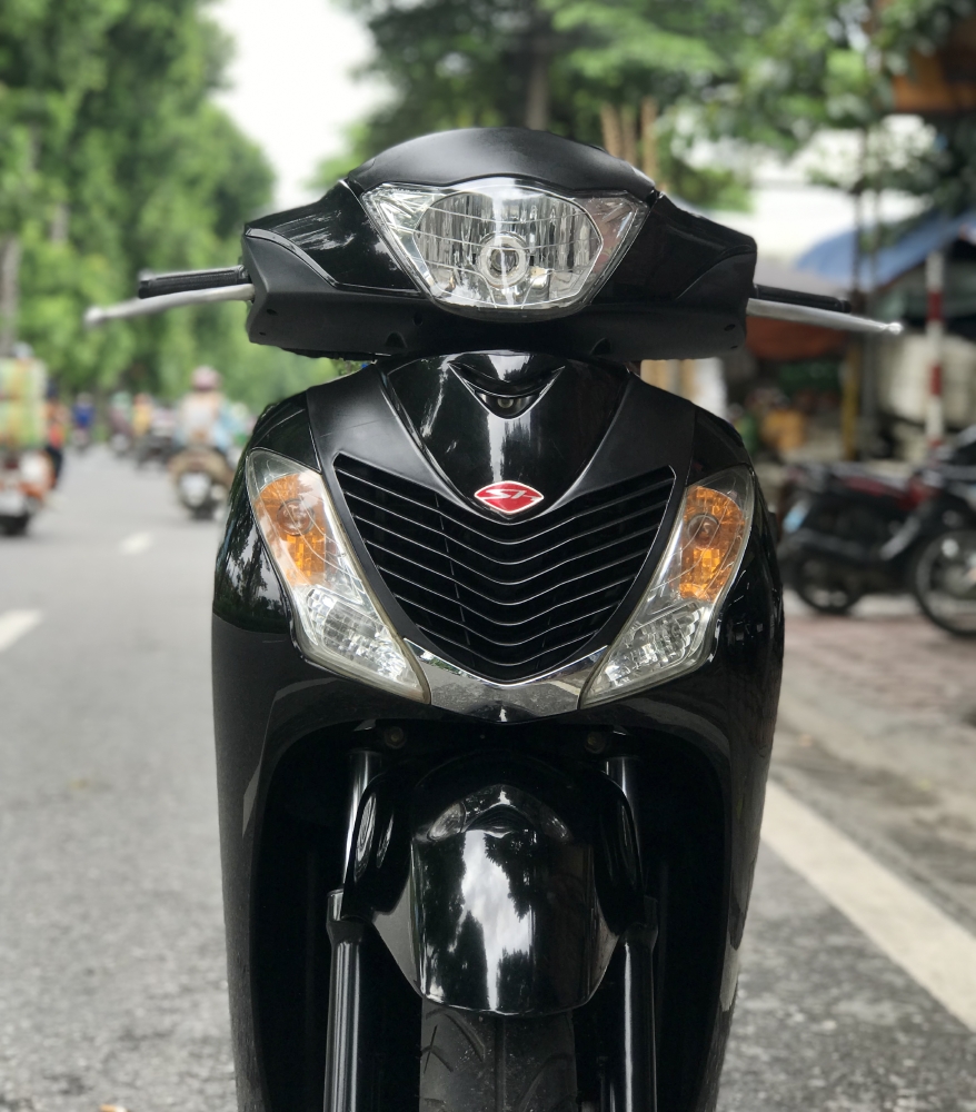 Bán Siêu phẩm SH Nhập 125 cuối 2011 màu Đen- Biển Vip