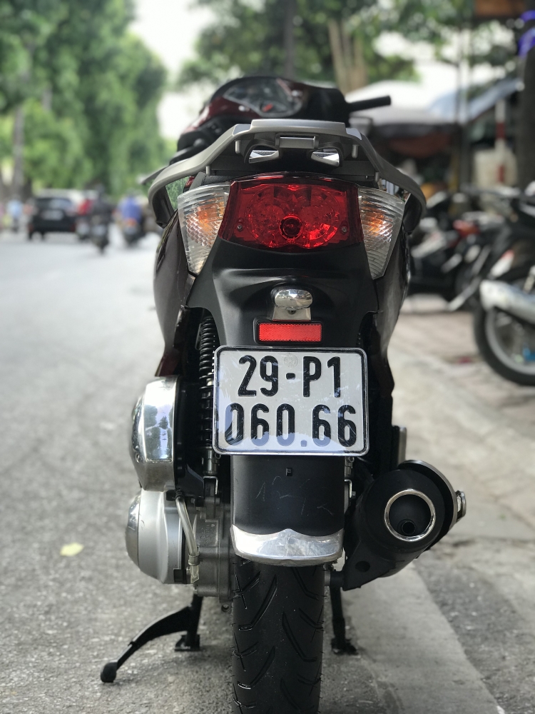Bán SH Nhập 125 cuối 2011 màu Đỏ Cực Chất- Biển Vip