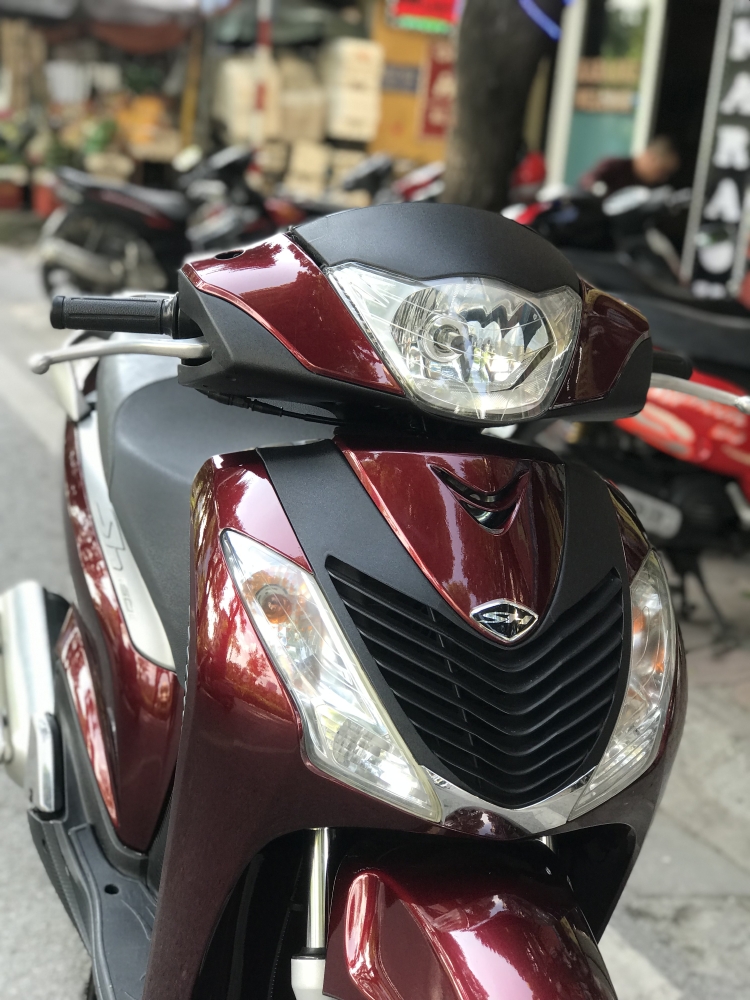 Bán SH Nhập 125 cuối 2011 màu Đỏ Cực Chất- Biển Vip
