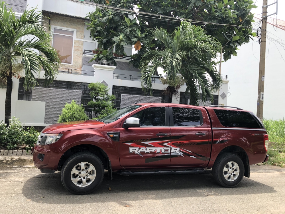 Bán xe Ford Ranger XLS 2.2L 4x2 MT, Model 2015!!