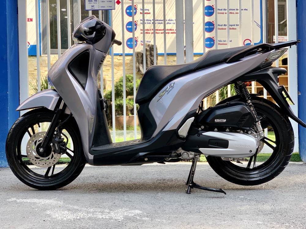 Bán SH Việt 125 CBS cuối 2017 màu Bạc Đen cực mới