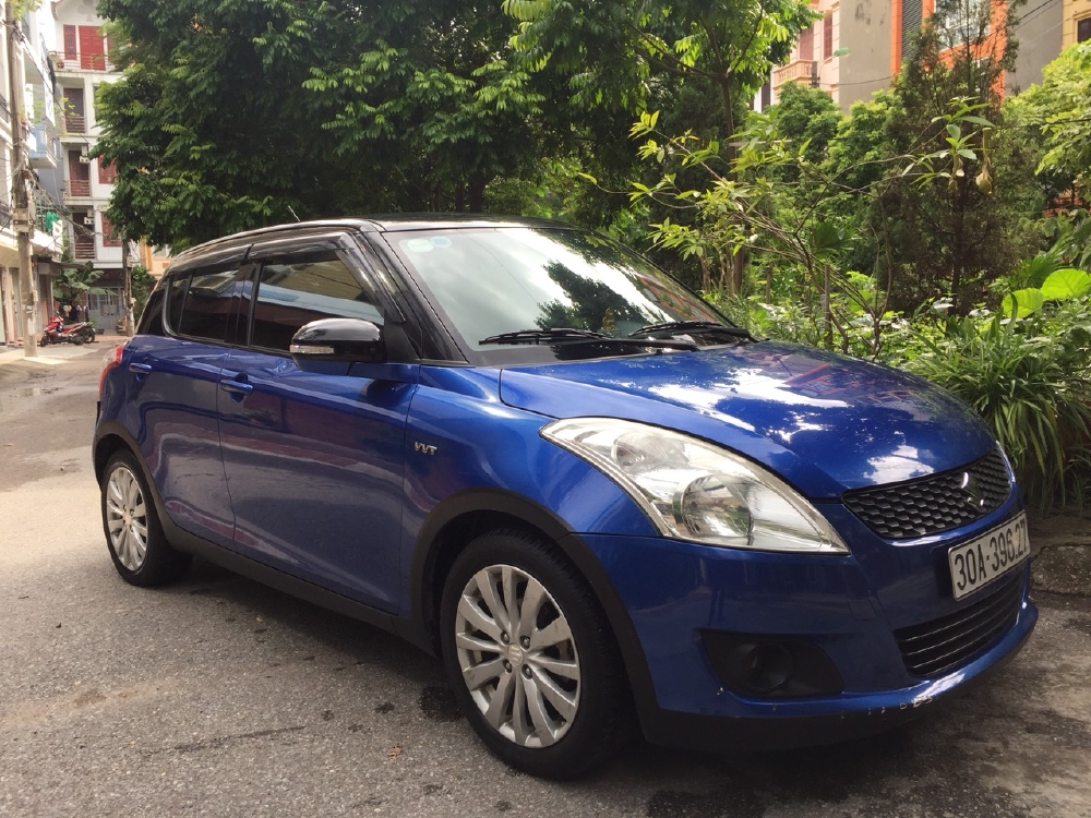 Cần bán Xe Suzuki Swift 1.4 AT 2014