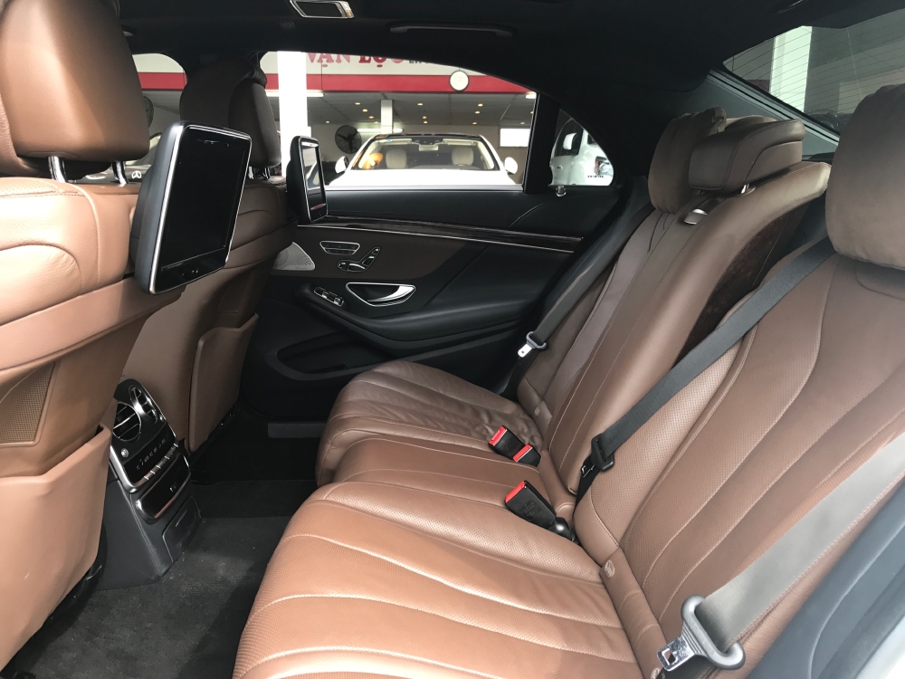 Mercedes S400 2015 đen