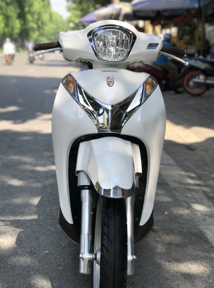 Bán SH Mode 2018 khoá Smartkey màu Trắng như mới