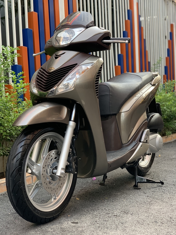 Bán SH Nhập khẩu 125 cuối 2012 màu sâmpanh cực chất