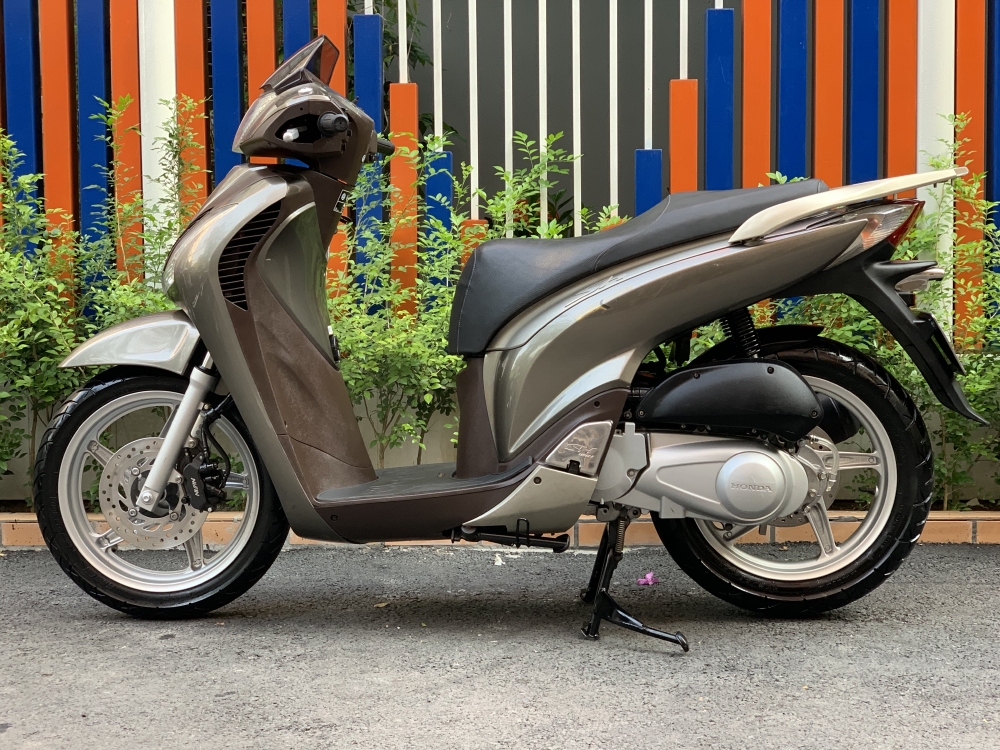 Bán SH Nhập khẩu 125 cuối 2012 màu sâmpanh cực chất