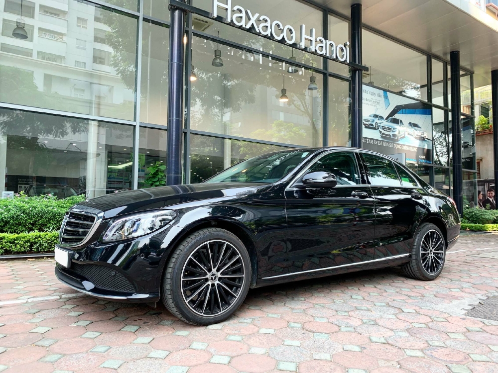 Bán Mercedes C200 Exclusive 2019 Siêu lướt rẻ hơn mua mới 180tr