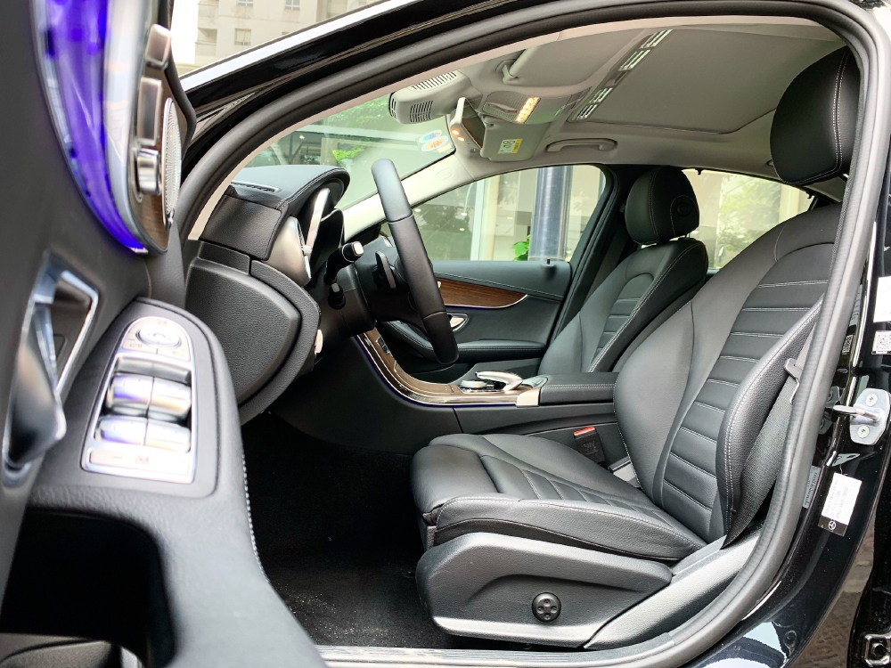 Bán Mercedes C200 Exclusive 2019 Siêu lướt rẻ hơn mua mới 180tr