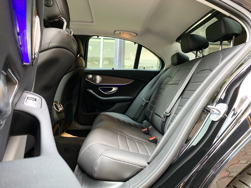 Bán Mercedes C200 Exclusive 2019 Siêu lướt rẻ hơn mua mới 180tr