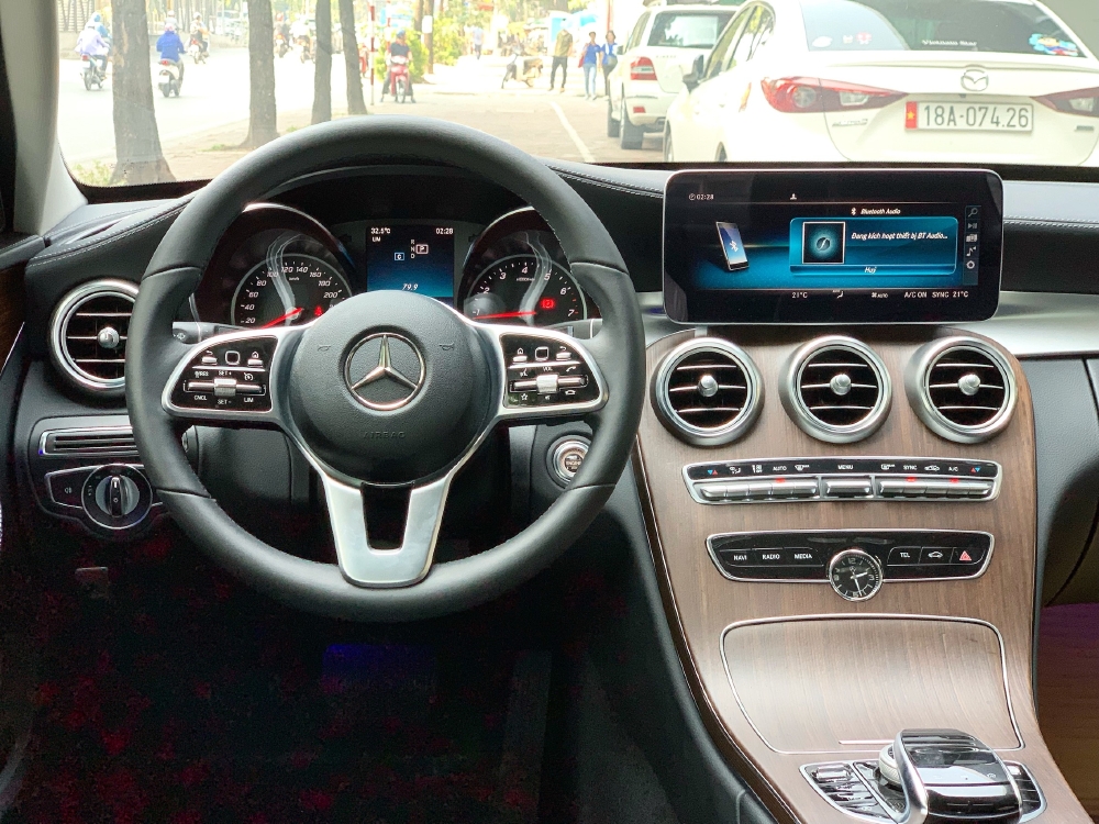 Bán Mercedes C200 Exclusive 2019 Siêu lướt rẻ hơn mua mới 180tr