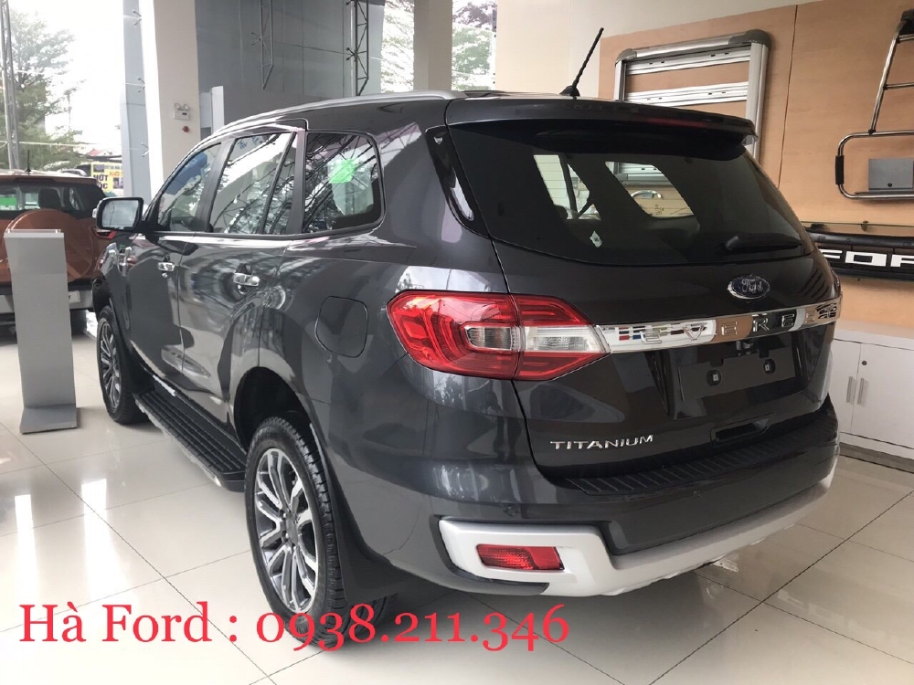 Bán xe Ford Eveverst giao ngay đủ màu, liên hệ 0938211346 để nhận chương trình mới nhẩt