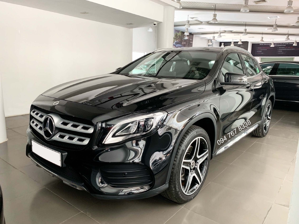 Bán Mercedes GLA250 2019 Siêu lướt chính chủ biển đẹp
