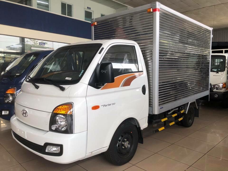 Hyundai Porter 150, Sản xuất Năm 2019, Động Cơ Mạnh Mẽ, Cabin Sang Trọng