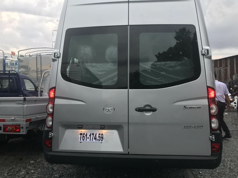Xe du lịch 16 chổ, Nhãn hiệu JAC SUNRAY phiên bản 2019, Giá tốt cạnh tranh thị trường