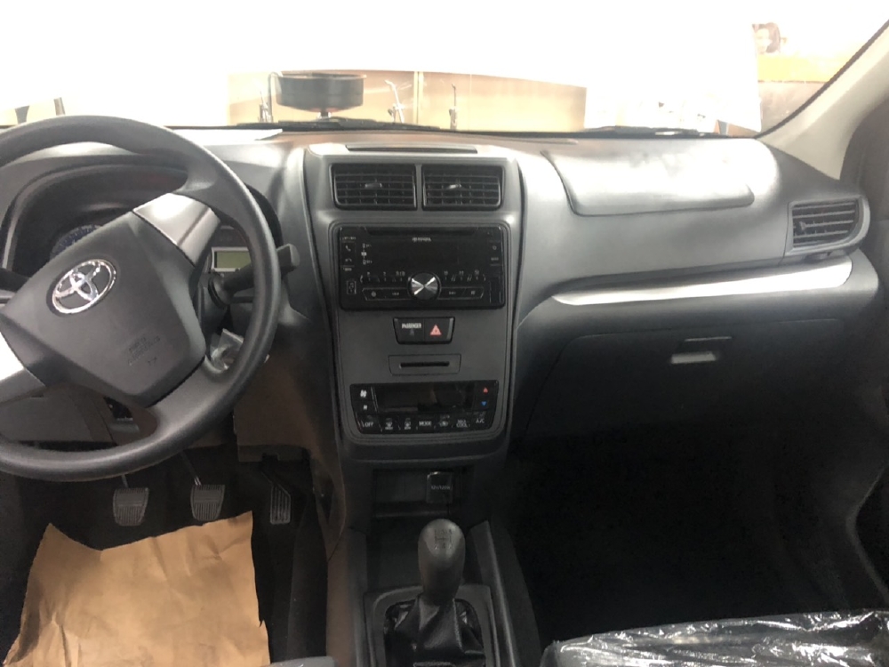 TOYOTA AVANZA SỐ SÀN 7 CHỖ NHẬP INDONESIA