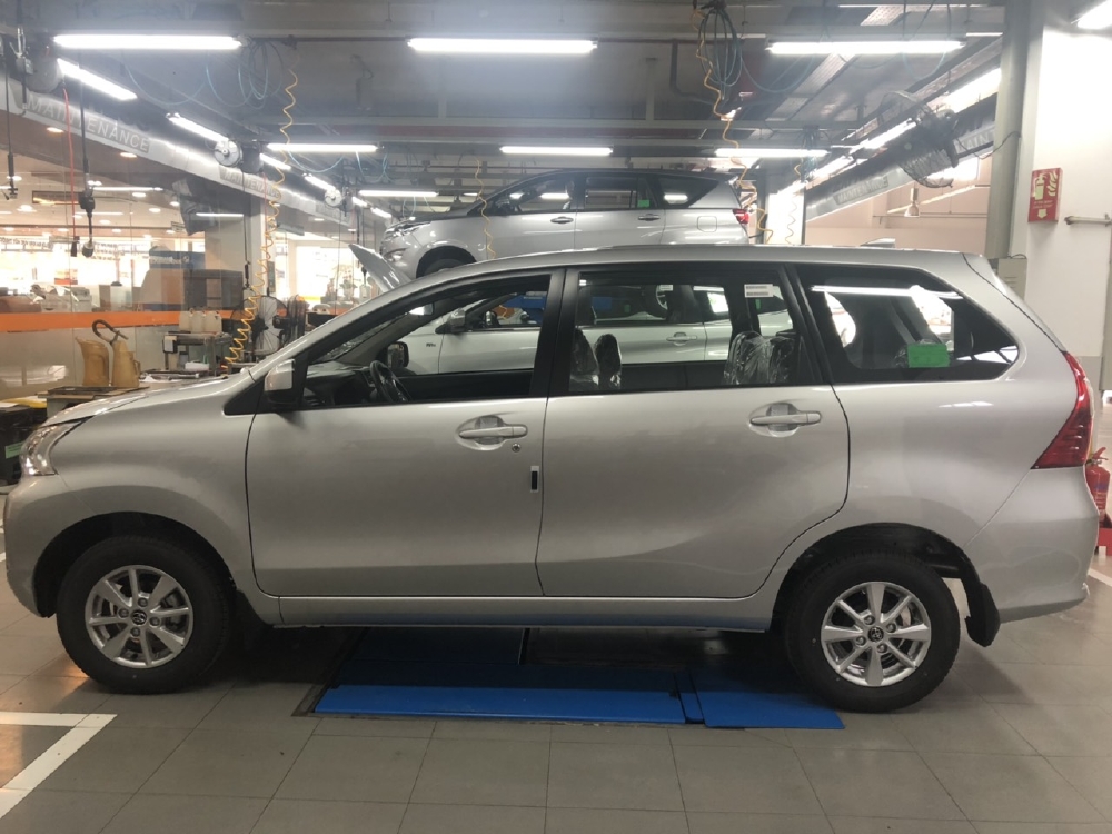 TOYOTA AVANZA SỐ SÀN 7 CHỖ NHẬP INDONESIA
