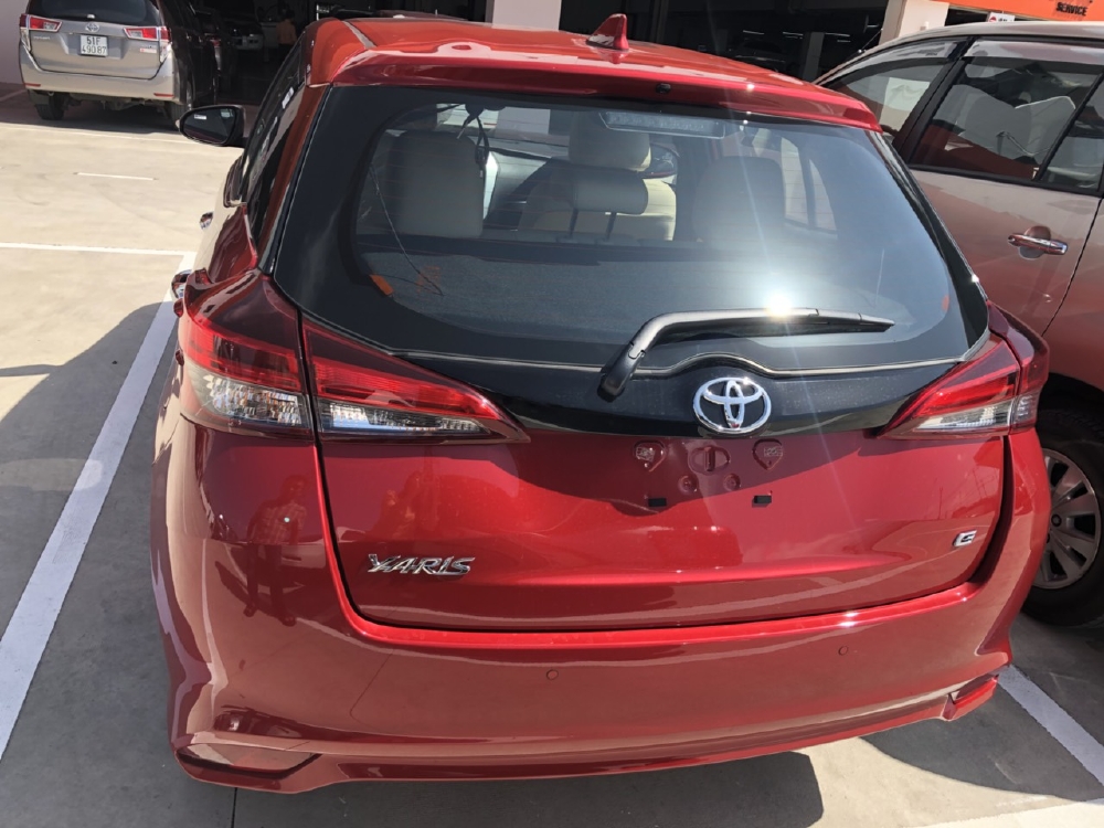 TOYOTA YARIS 1.5G NHẬP THÁI MÀU ĐỎ GIAO NGAY