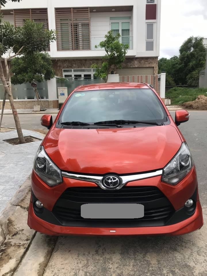 Bán Toyota Wigo 2018 tự động bảng 1.2 màu Cam rất đẹp