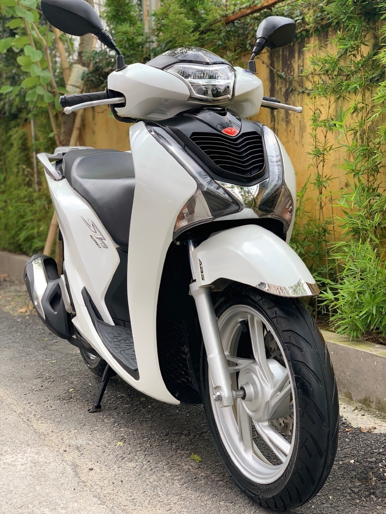 Bán SH Việt 125 ABS 2018 màu trắng- Biển Vip