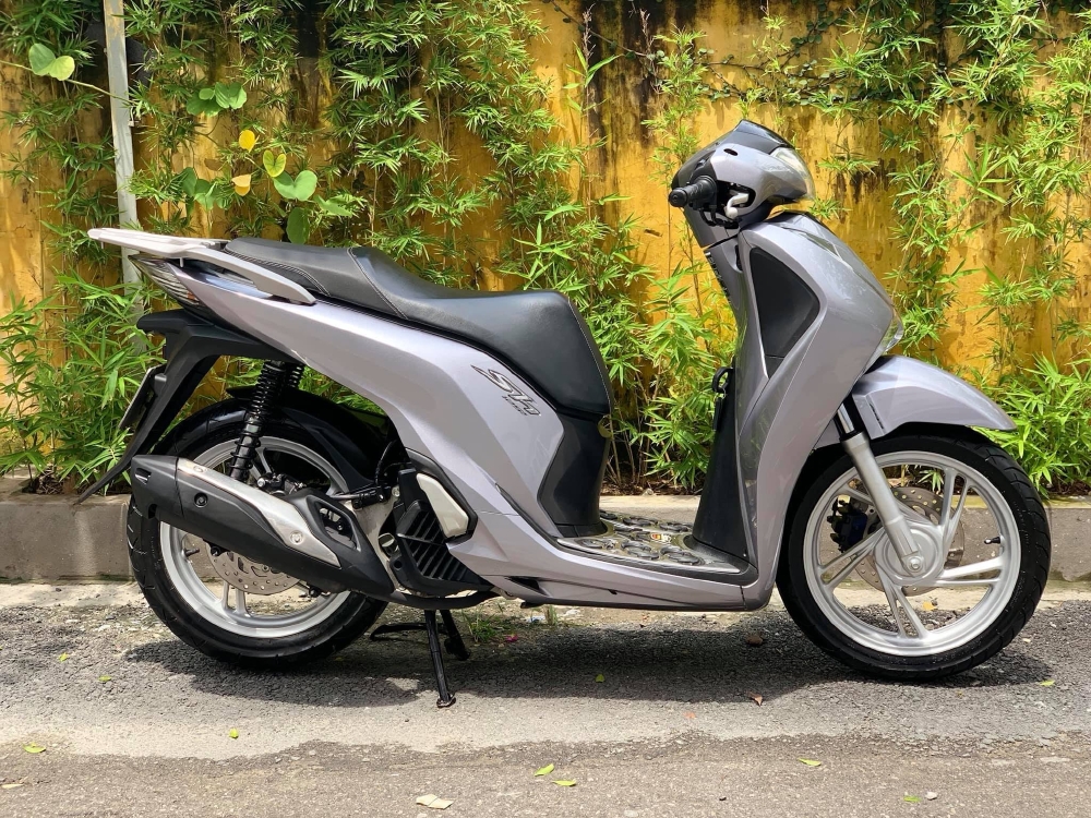 Bán SH Việt 125 ABS cuối 2016 màu Bạc Đen quá mới