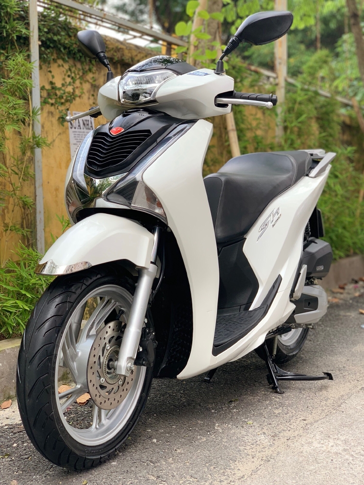 Bán SH Việt 125 ABS 2018 màu trắng- Biển Vip
